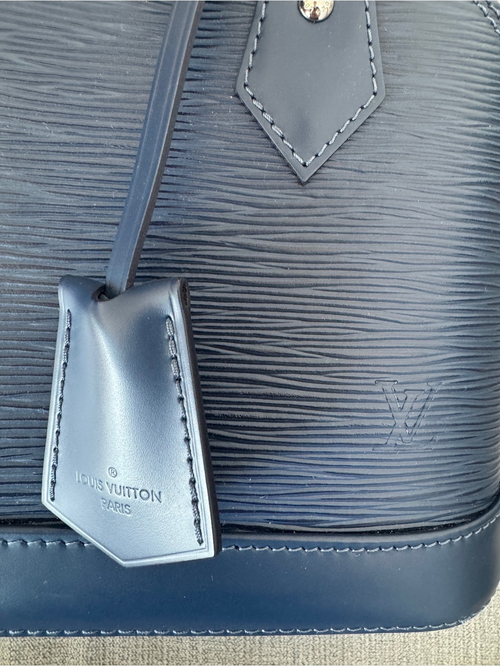 Louis Vuitton Navy Blue Epi Alma Satchel - Picture 9 of 9